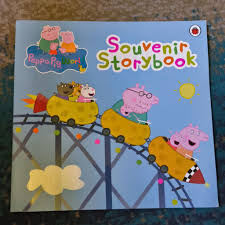 Peppa Pig World - Souvenir Storybook